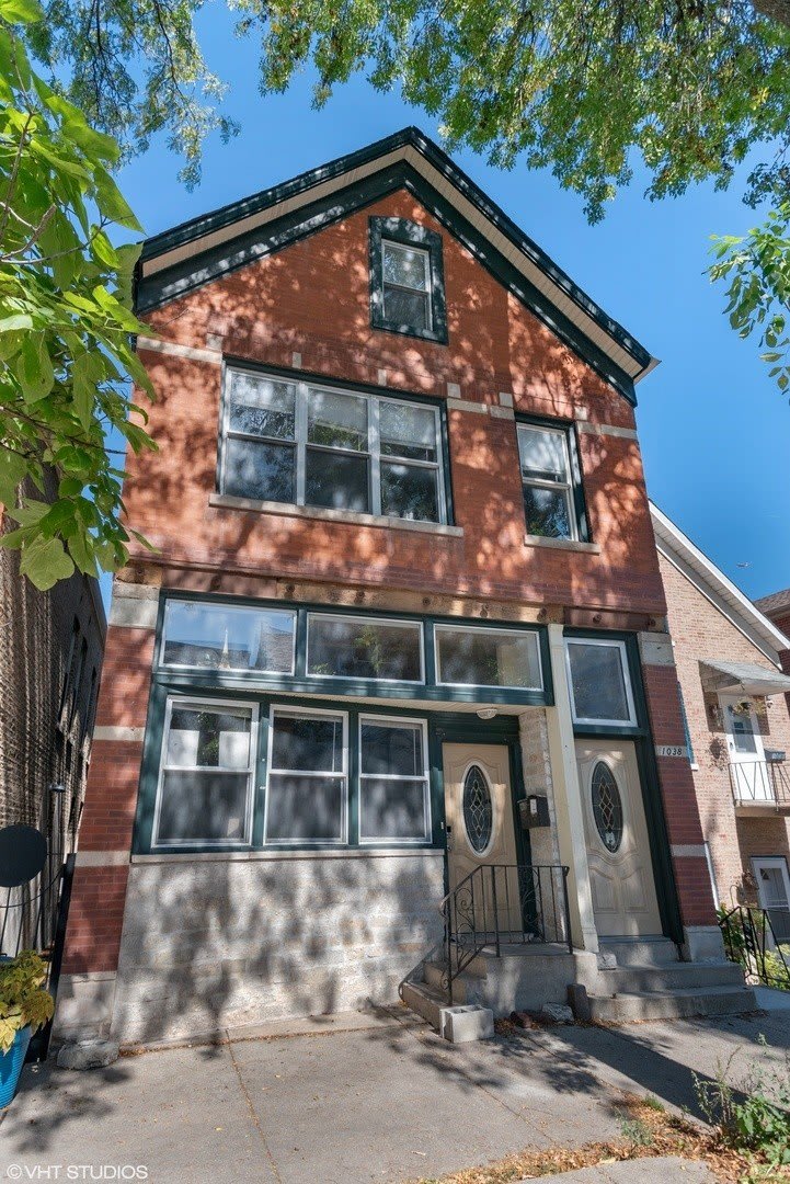 1038 W 32nd Street – photo 1