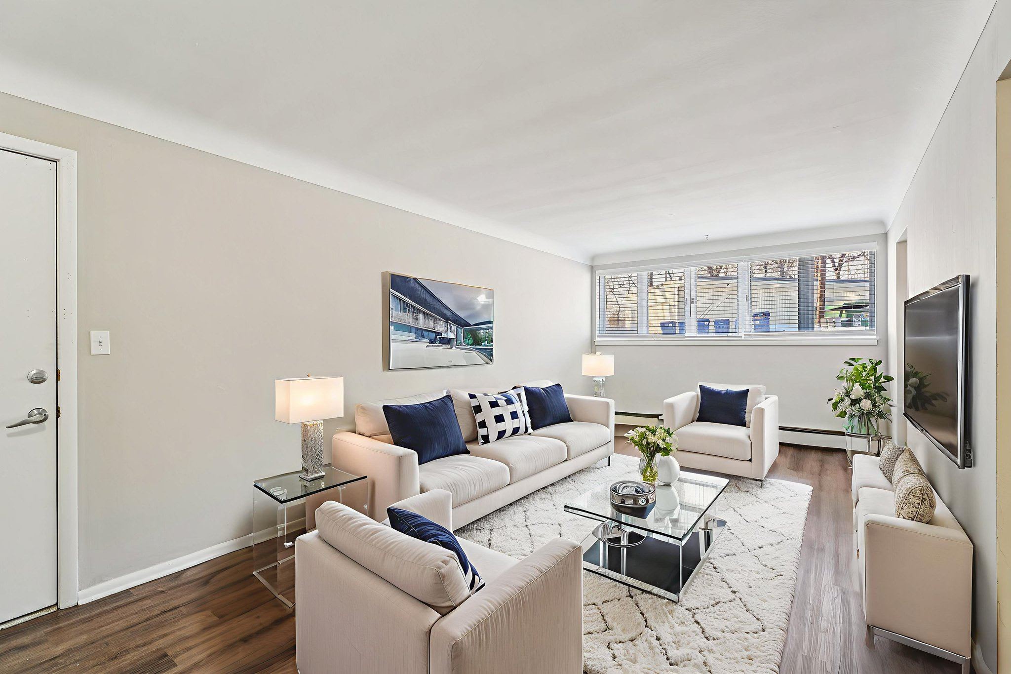 Priscilla Standish Apartments – photo 1