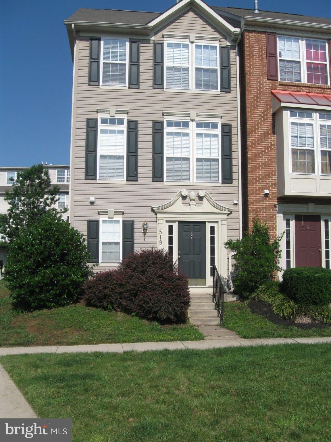 519 EISENHOWER Drive – photo 1