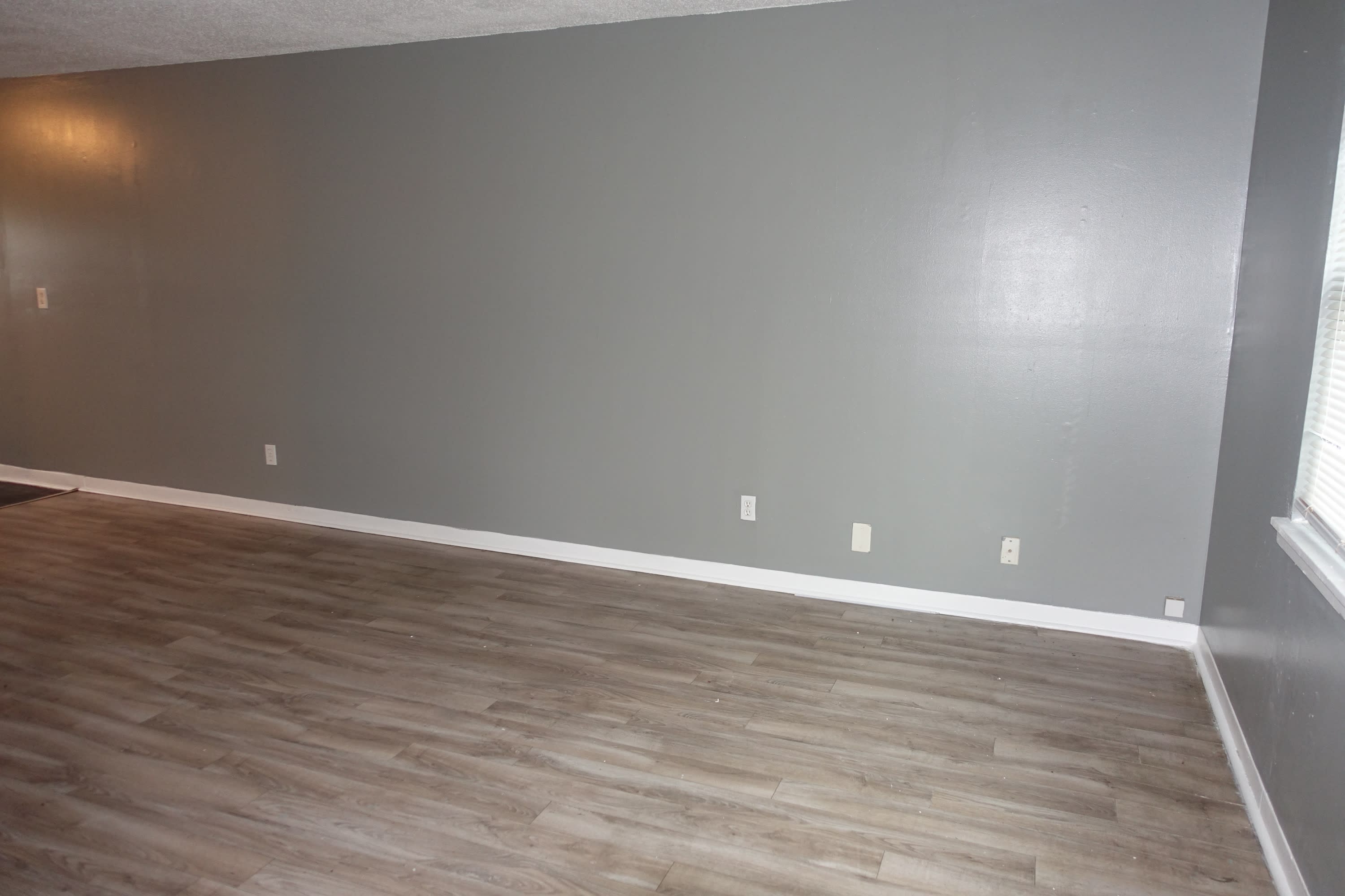 1500 12th Street North – photo 1