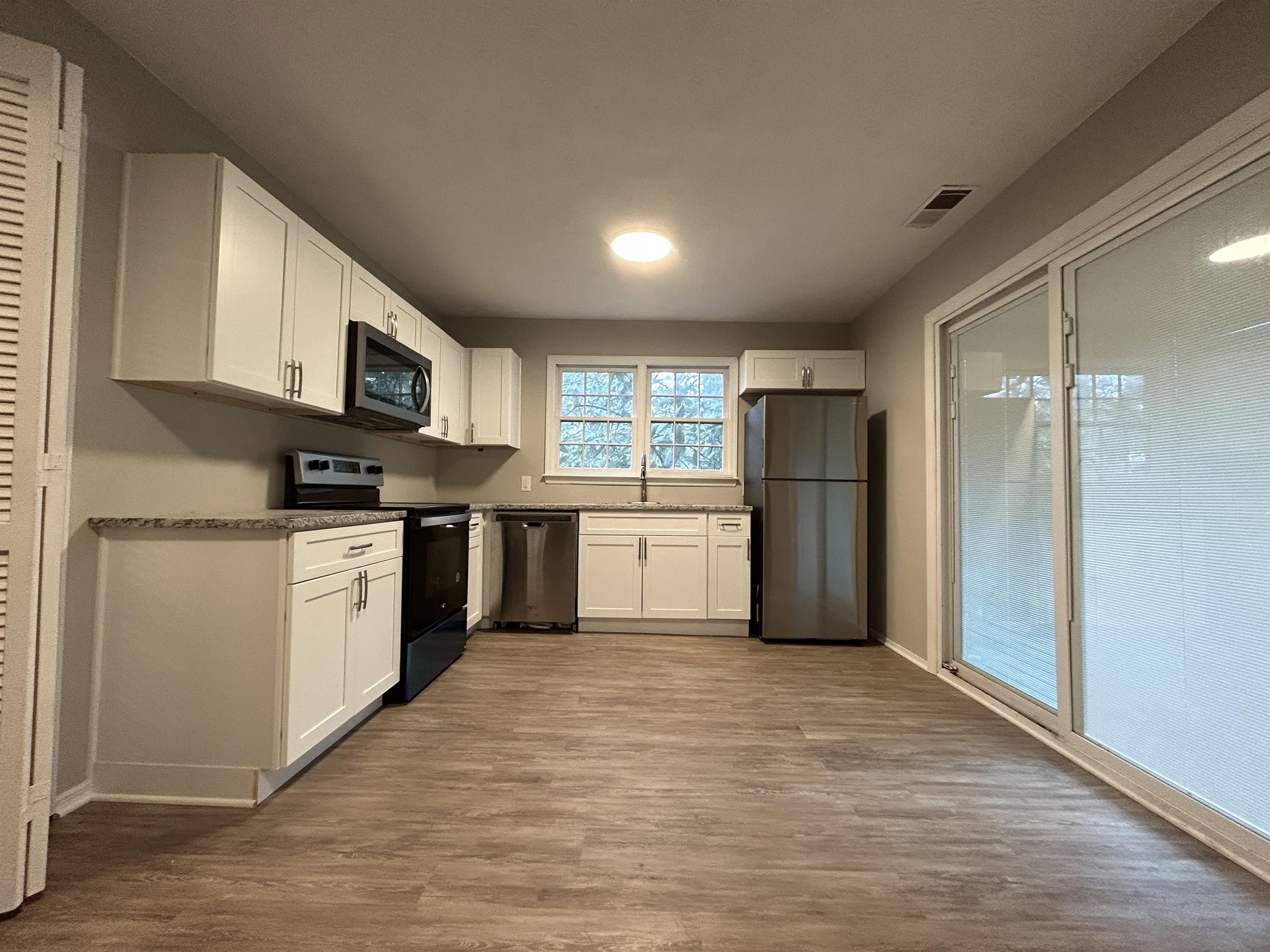 185 Springtree Road – photo 1 of 16