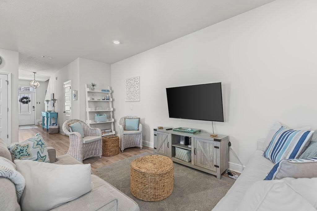 42 Sandy Cove Way – photo 1