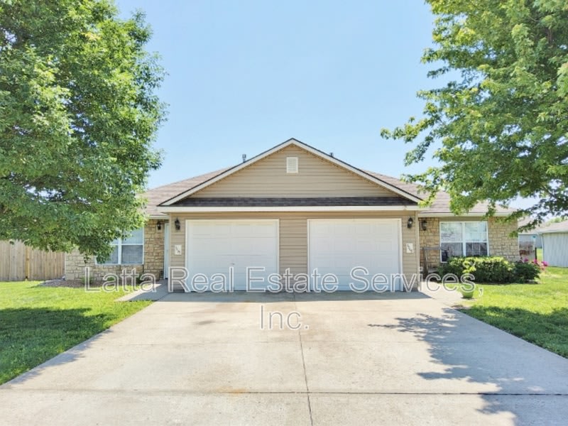 1207 E 173rd St – photo 1 of 12