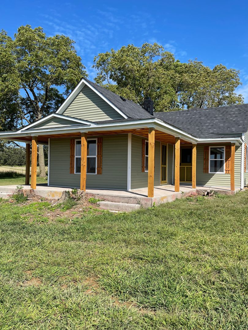 Farmhouse – photo 1 of 17