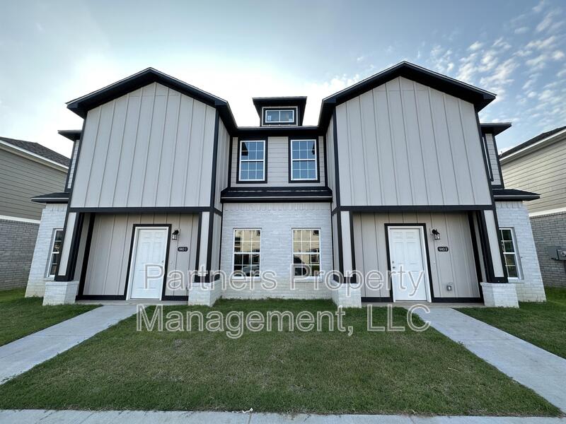 940 South Amarillo Avenue – photo 1
