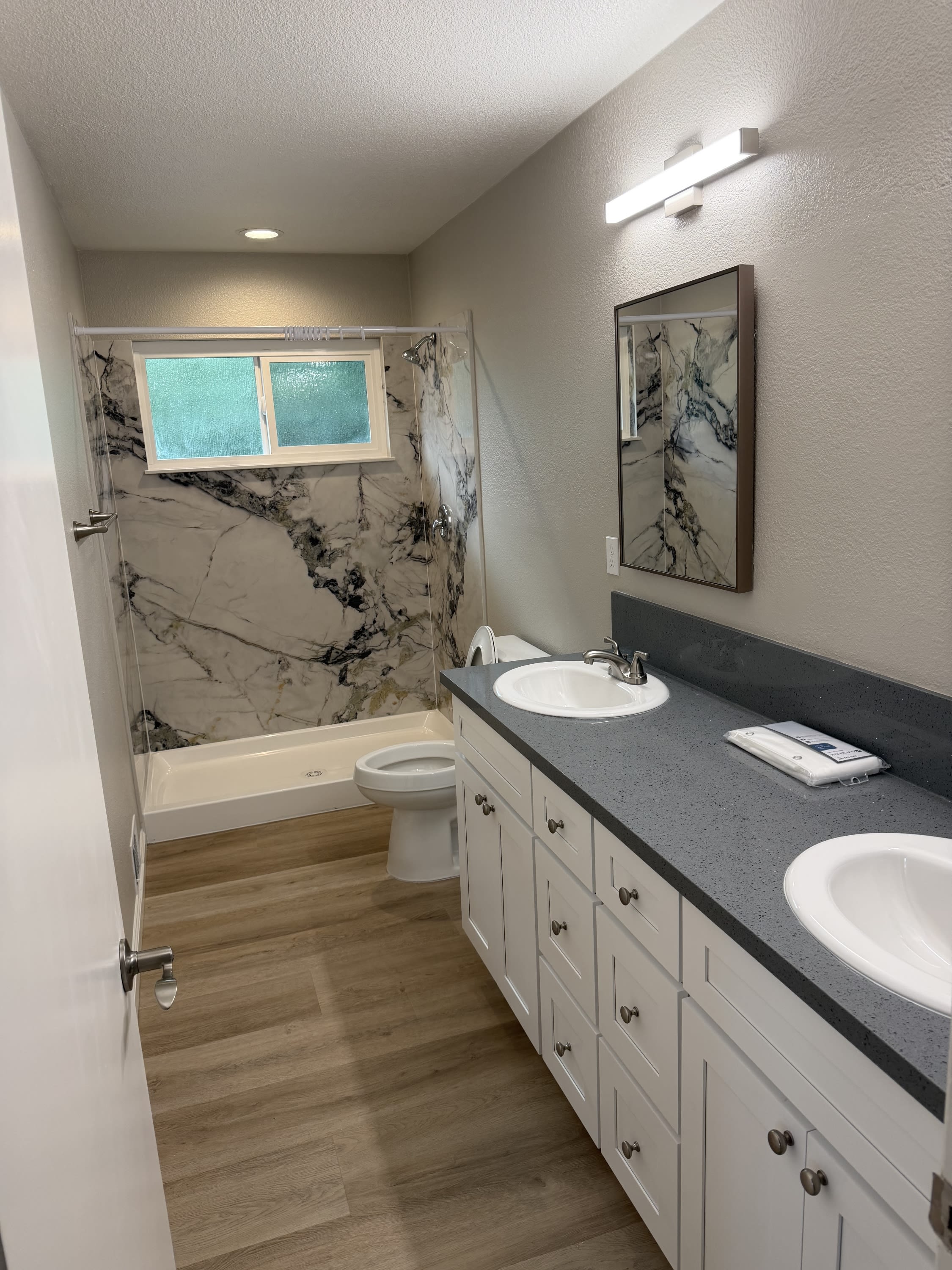 7401 Yosemite Boulevard – photo 1 of 203