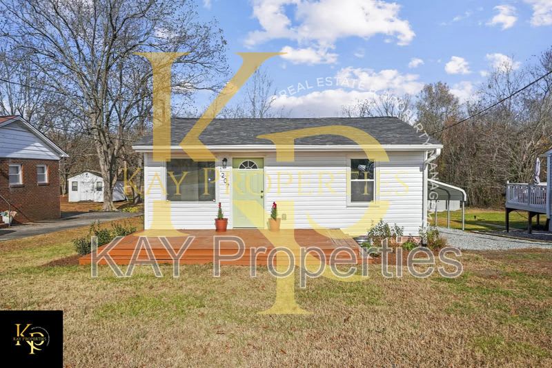 1207 Jackson St – photo 1