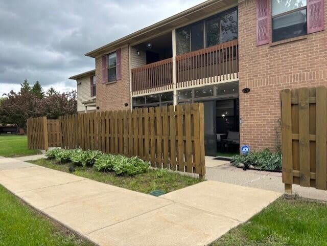 19255 Surrey Lane – photo 1 of 31
