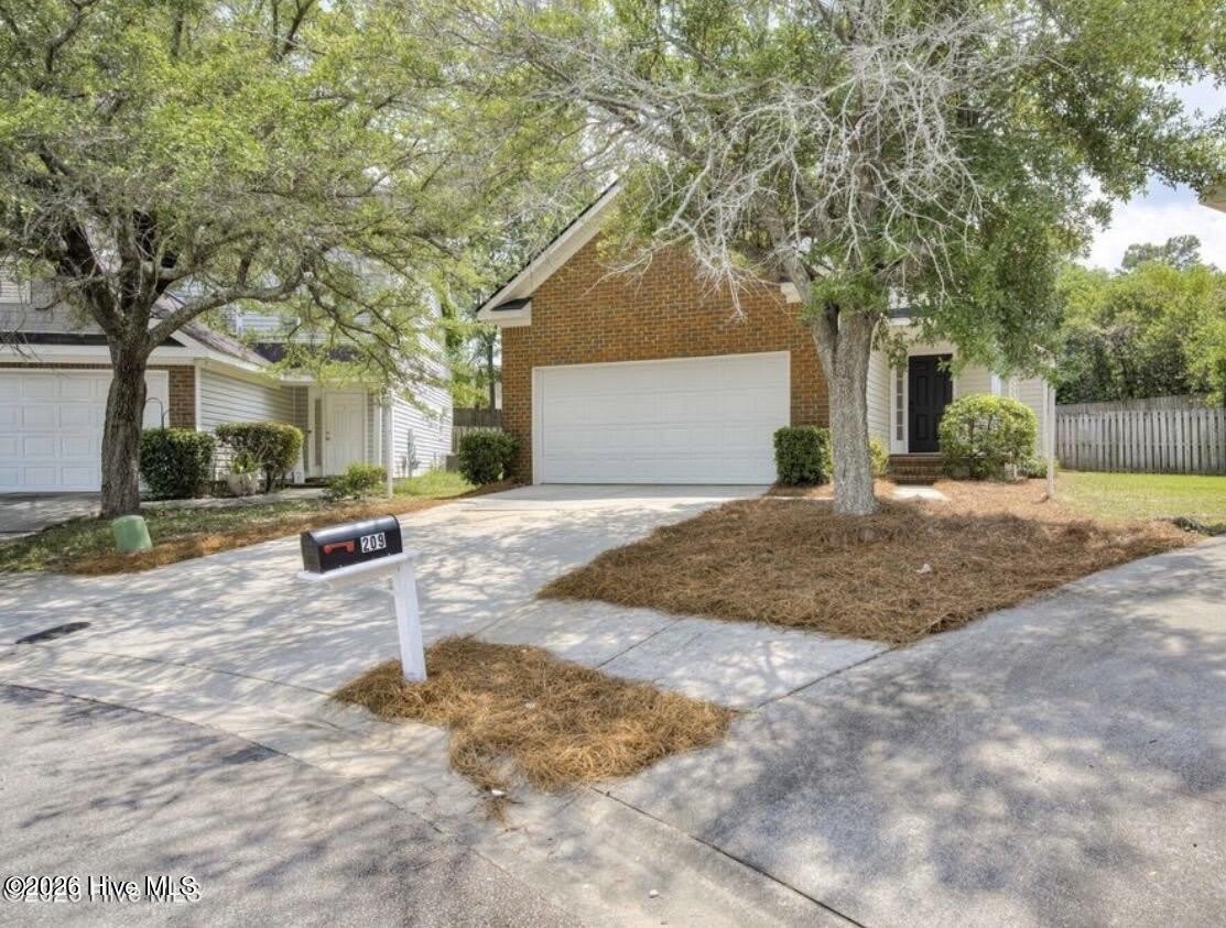 209 Sarah Creek Court – photo 1