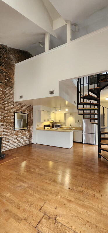 1016 Russell Blvd – photo 1