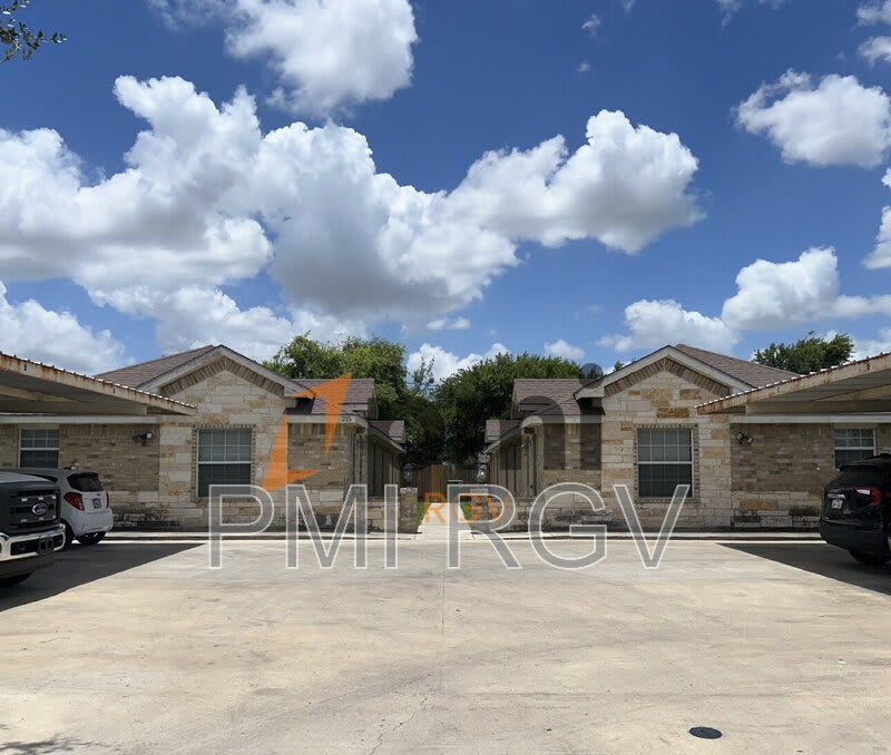 315 W Albatross Ave – photo 1 of 14