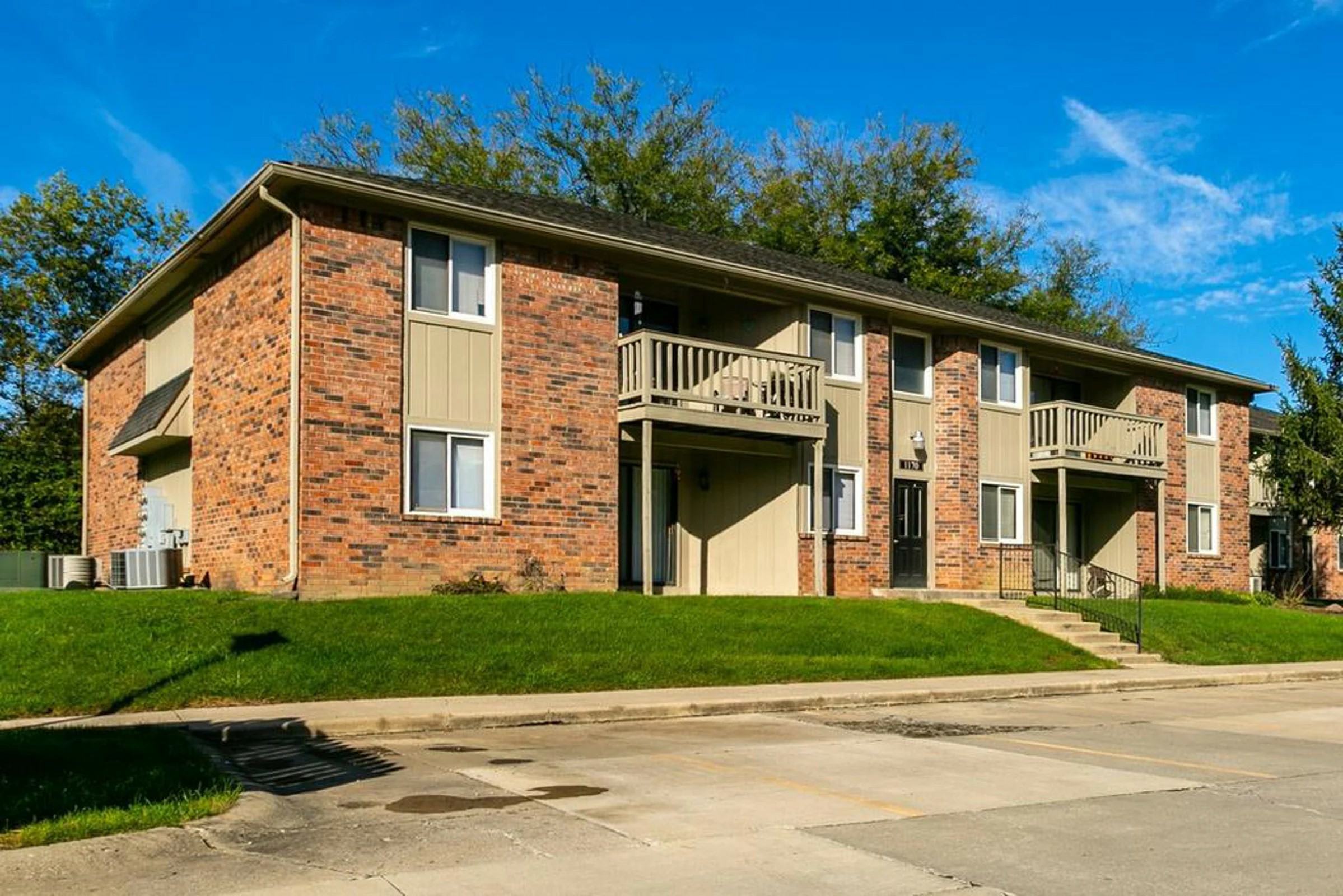 Greenfield Knoll – photo 1 of 31