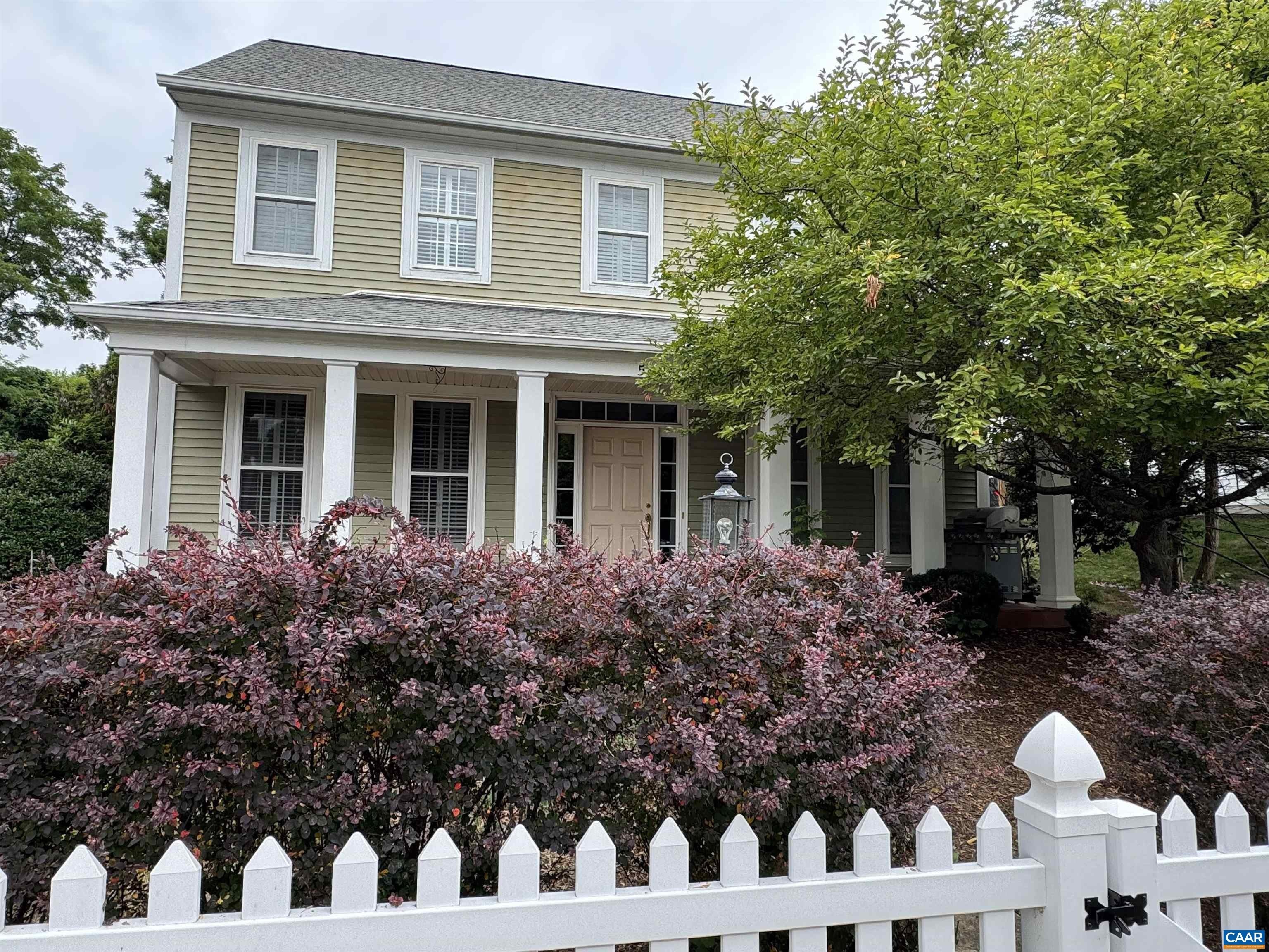 5426 HILL TOP ST – photo 1 of 17