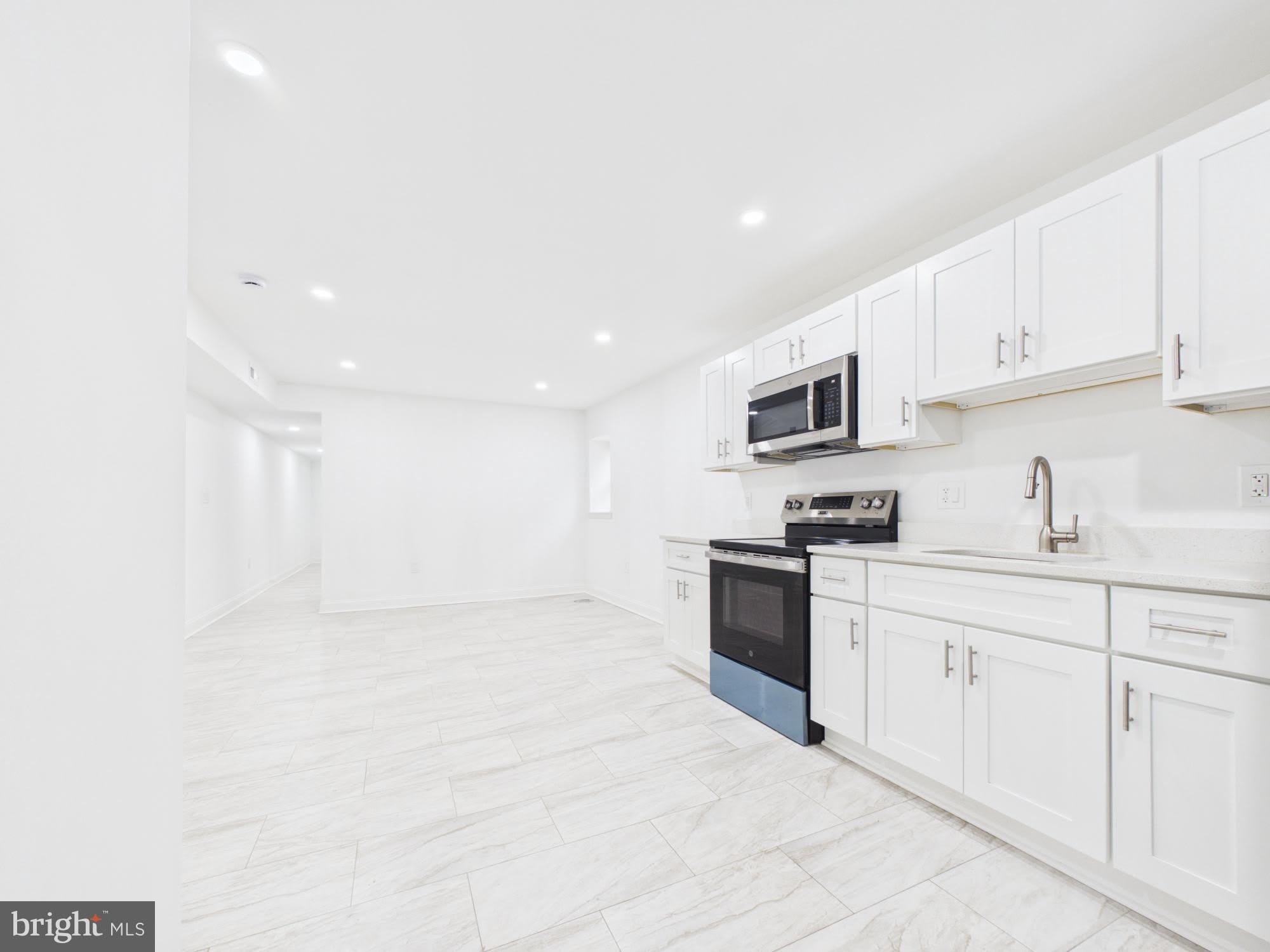 1315 HARLEM Avenue – photo 1