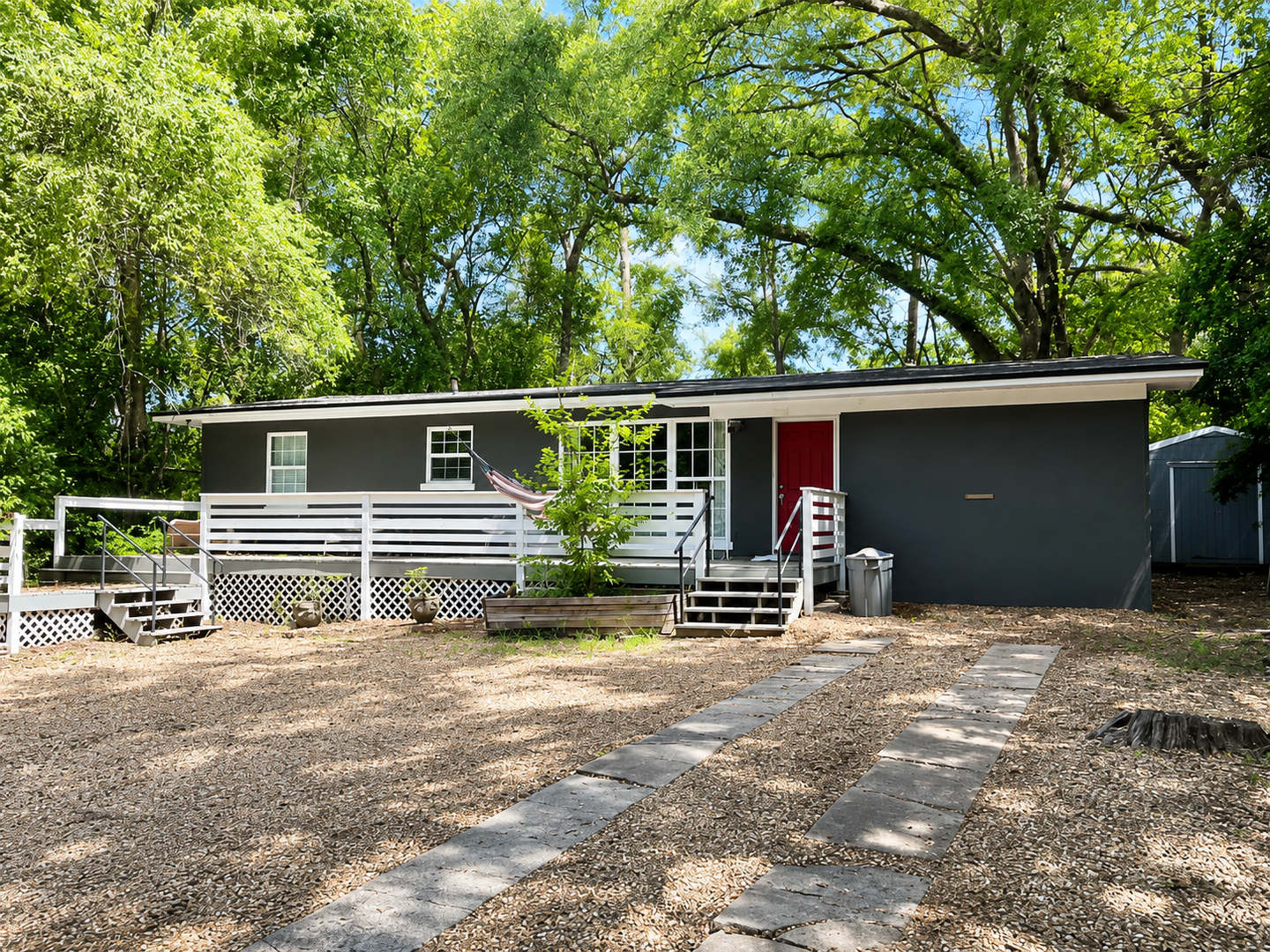 4 Bedroom House Close to FSU Campus! – photo 1