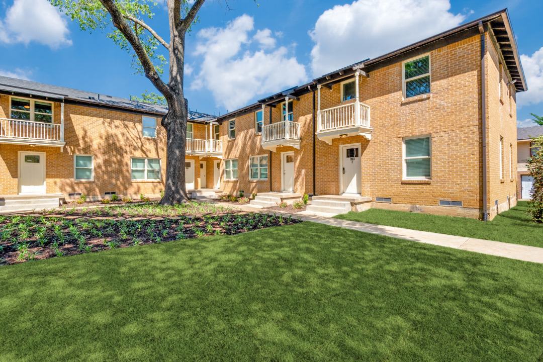 The Woodruff – photo 1
