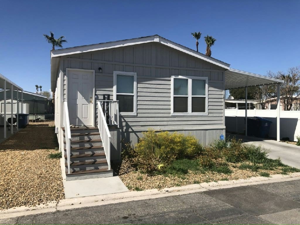 3700 Stewart Ave – photo 1