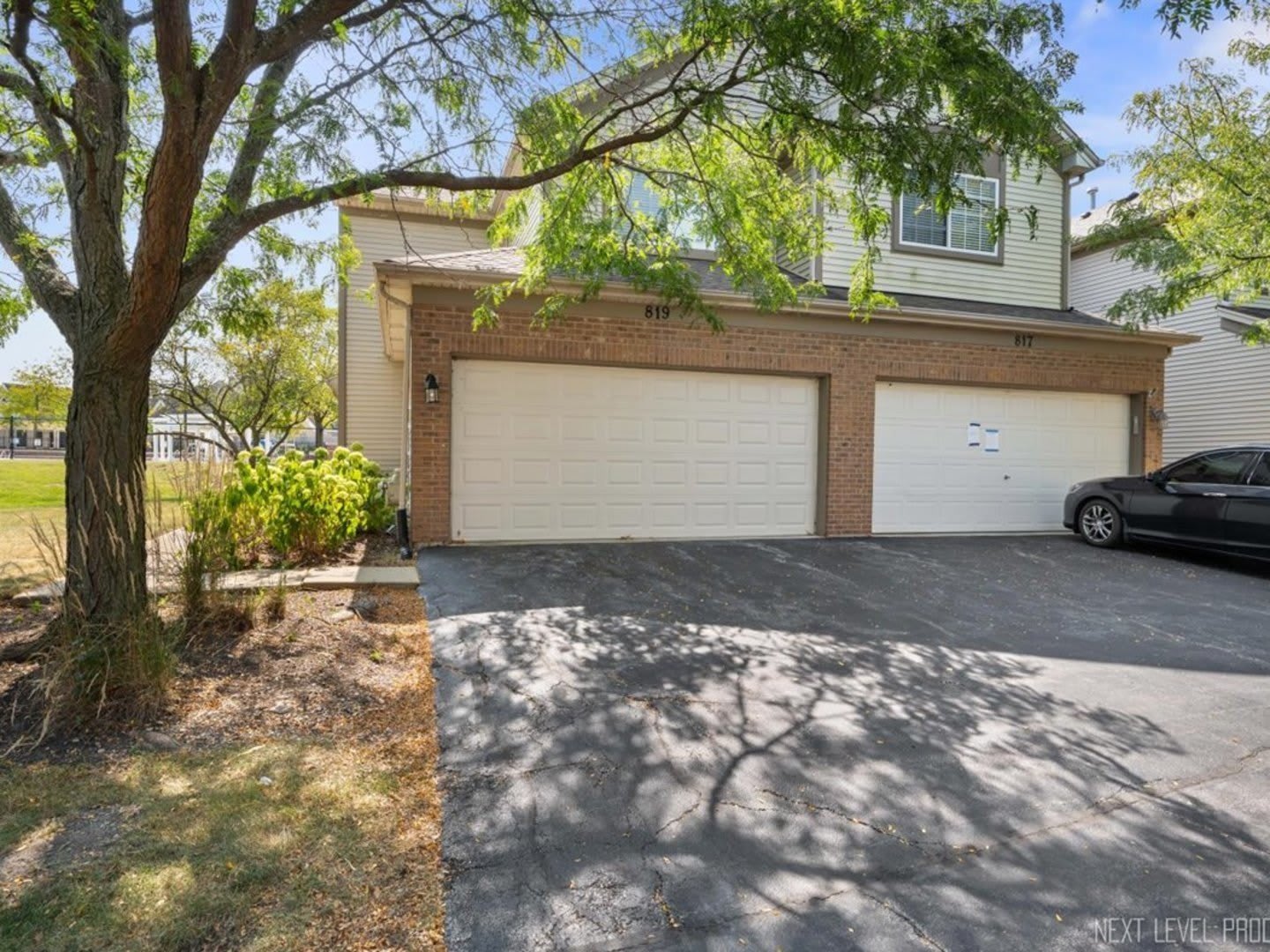 819 Asbury Drive – photo 1