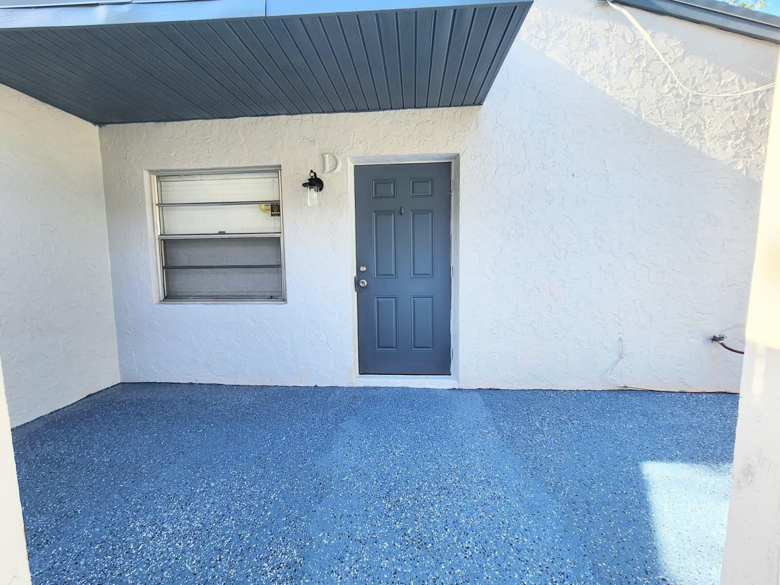 2015 OLEANDER Boulevard – photo 1 of 6
