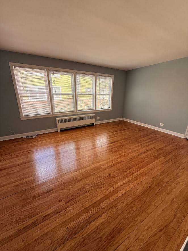 6715 North California Avenue – photo 1