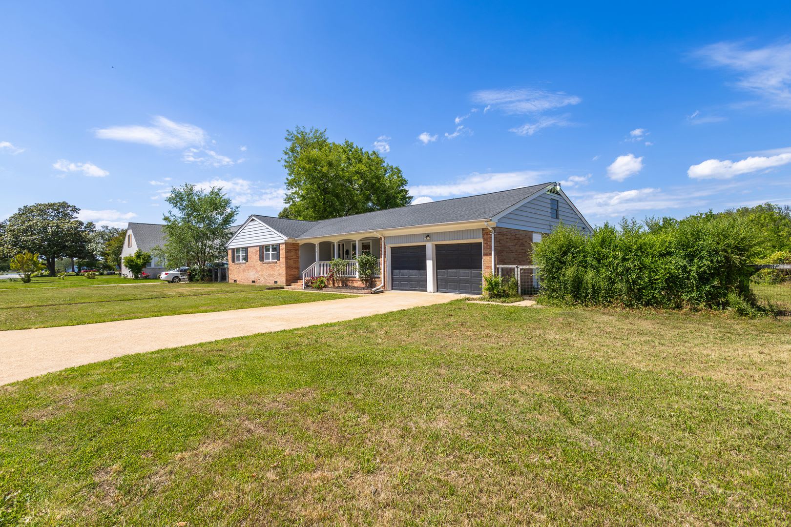 414 shoreline dr – photo 1