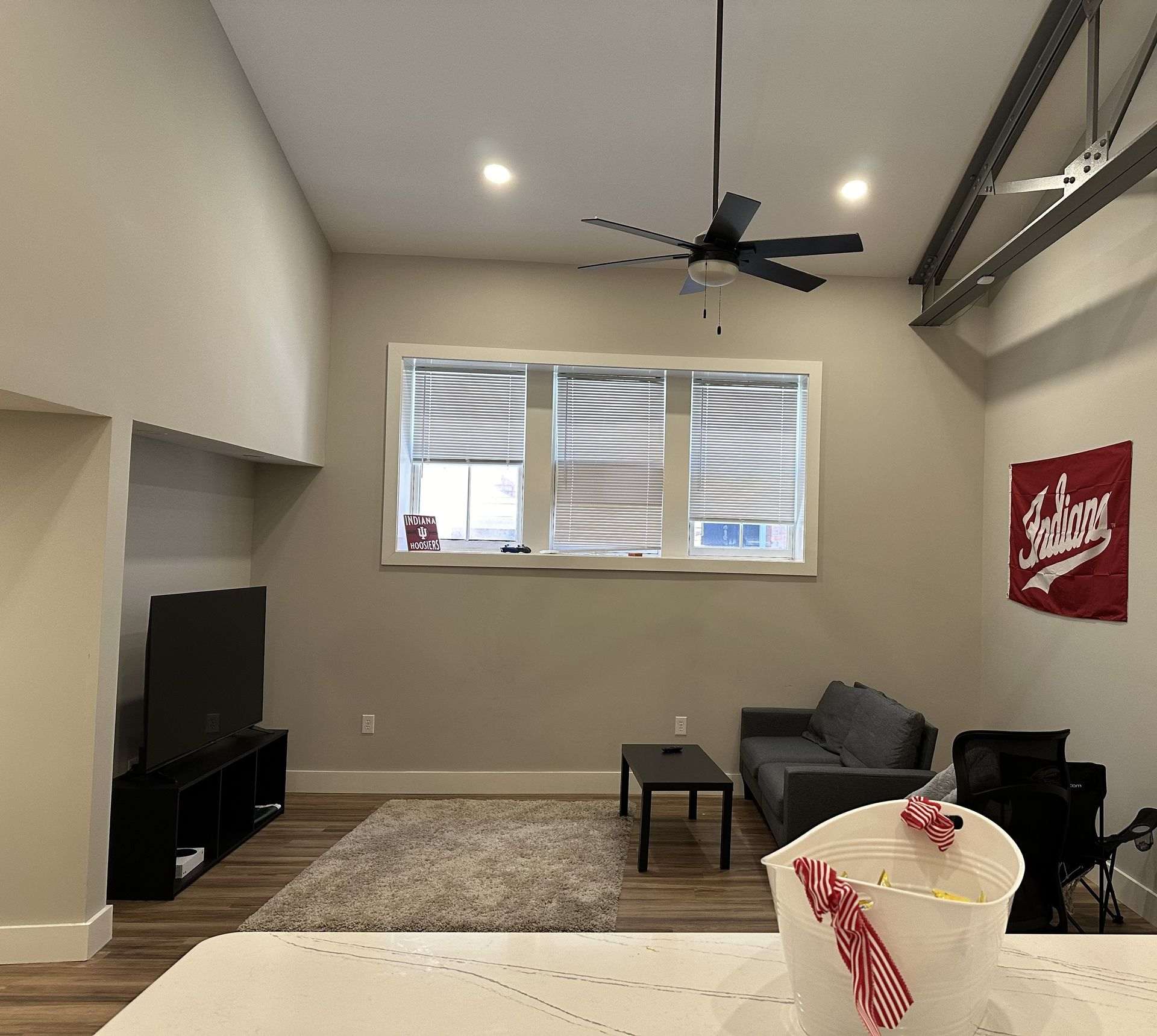 Centre Flat – photo 1
