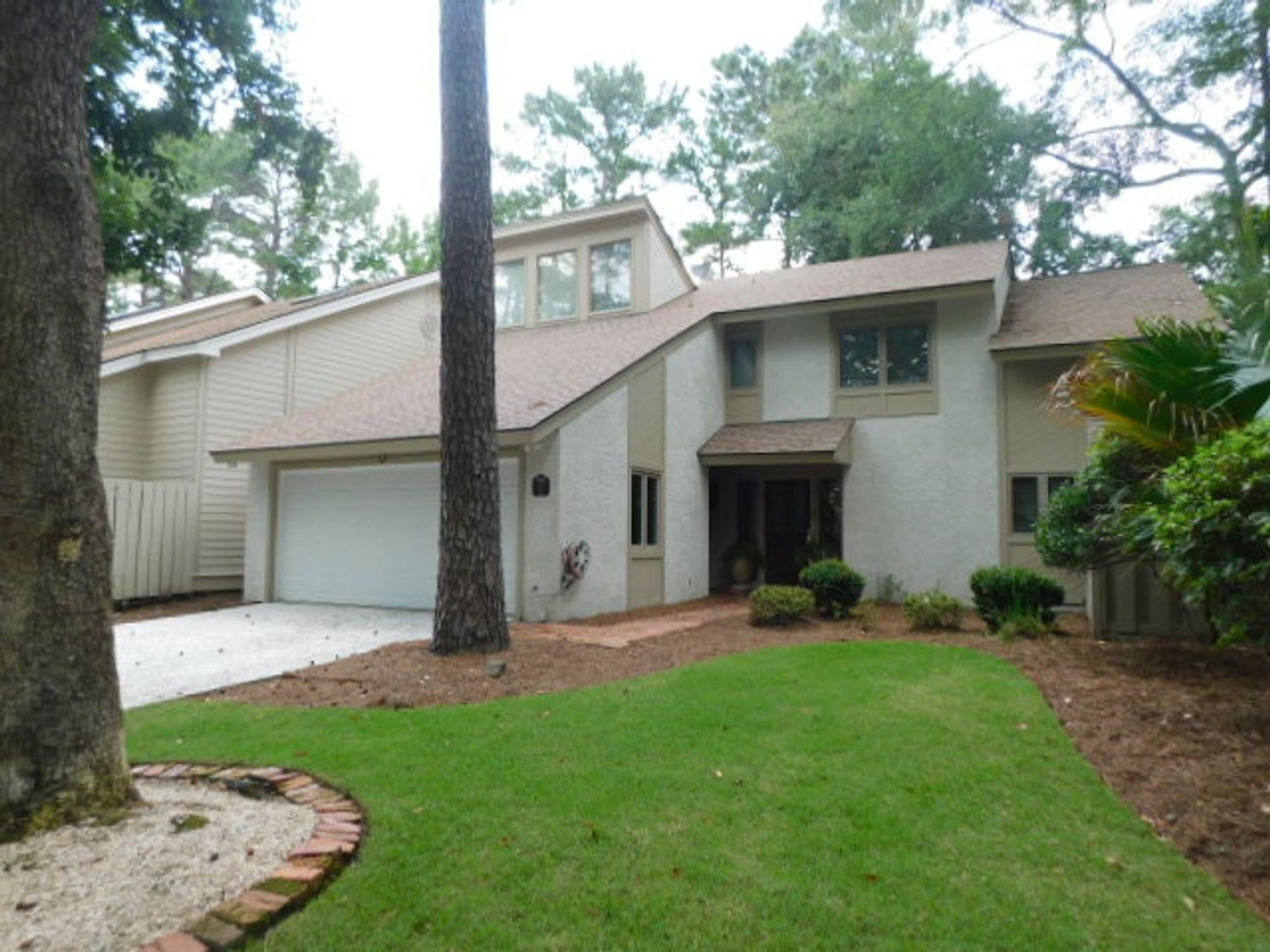Adorable home in Moss Creek – photo 1