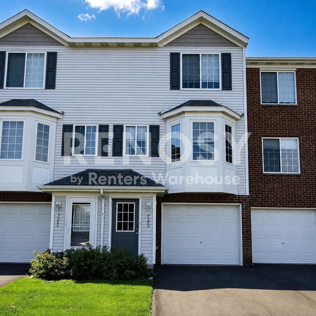 2BD/2BA Townhome in Ramsey Available Now! – photo 1 of 38