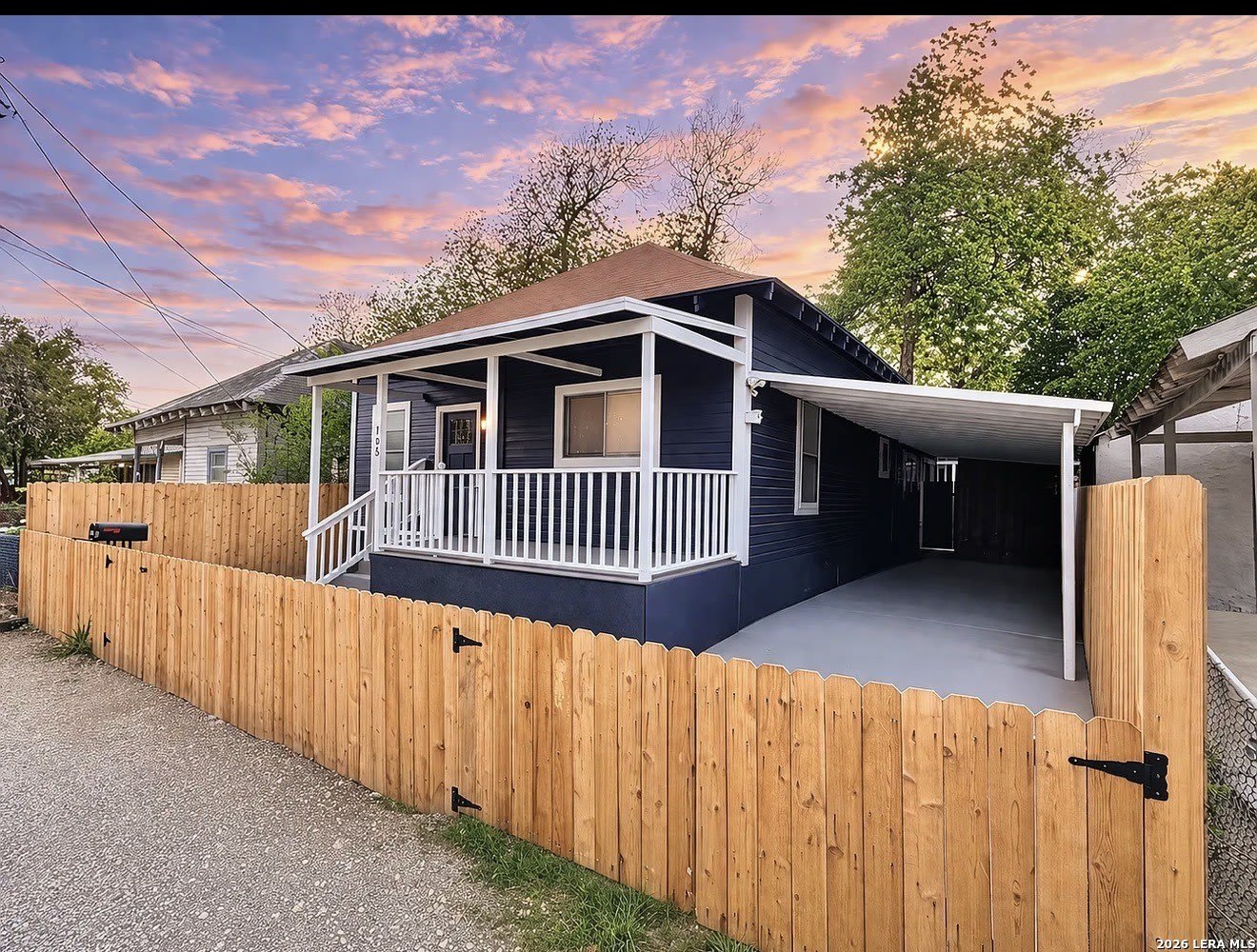 105 Dewitt – photo 1
