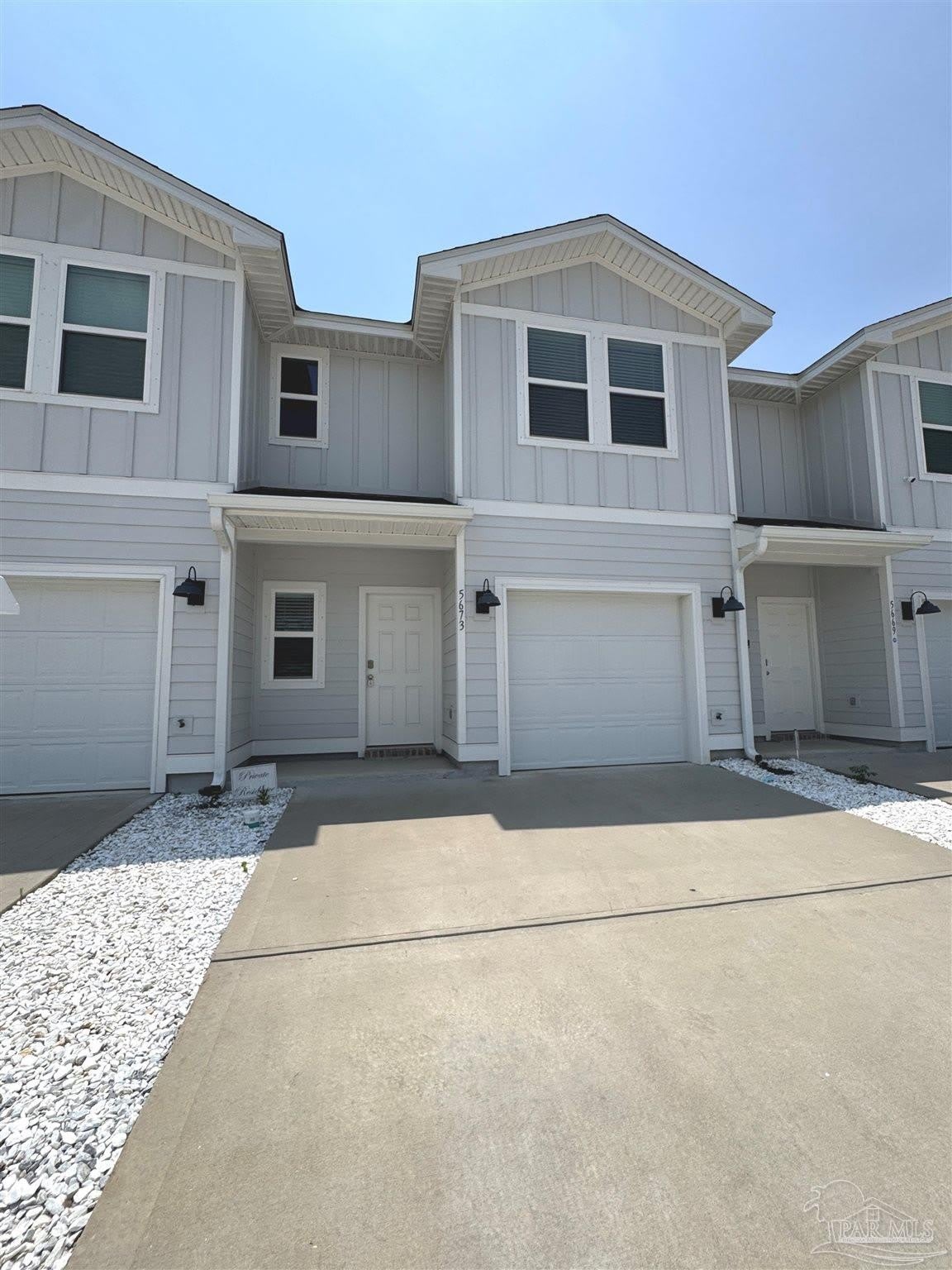 5673 Stellarjay St – photo 1 of 18