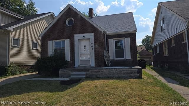 241 Eastlawn Street – photo 1