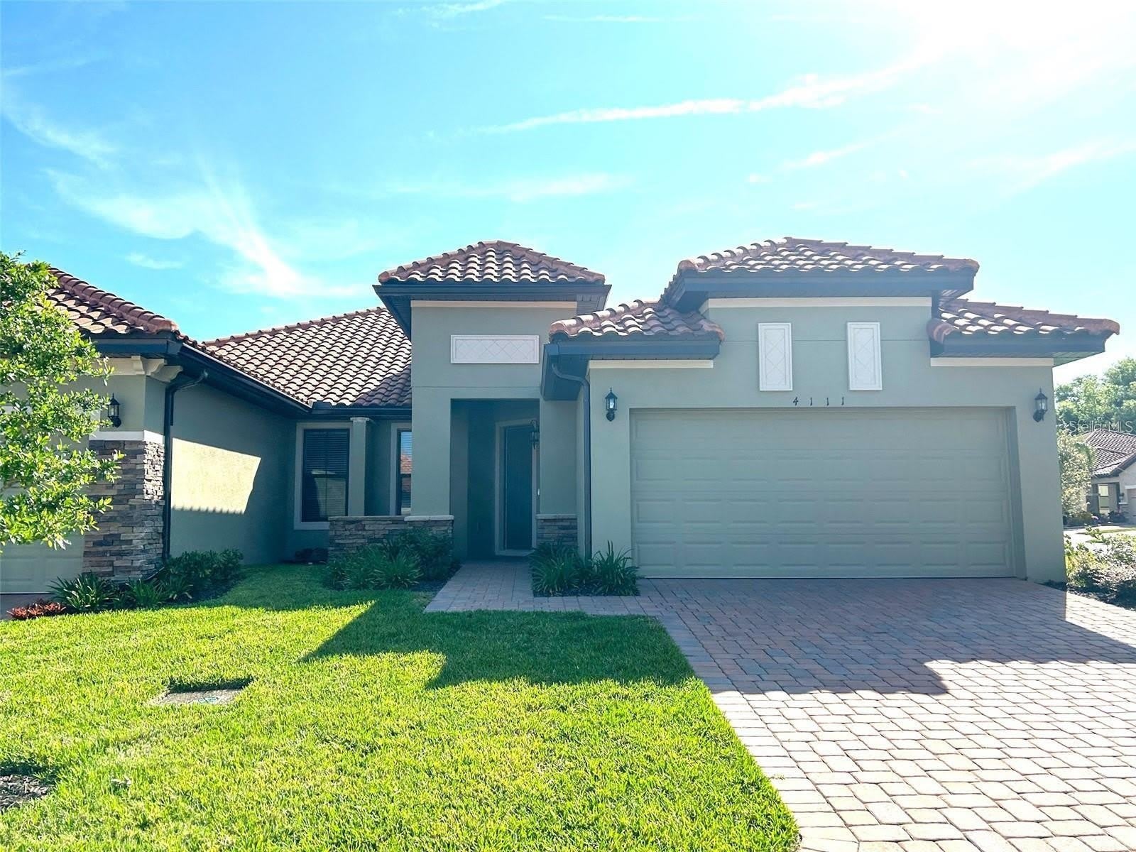 4111 SOLAMOR Street – photo 1