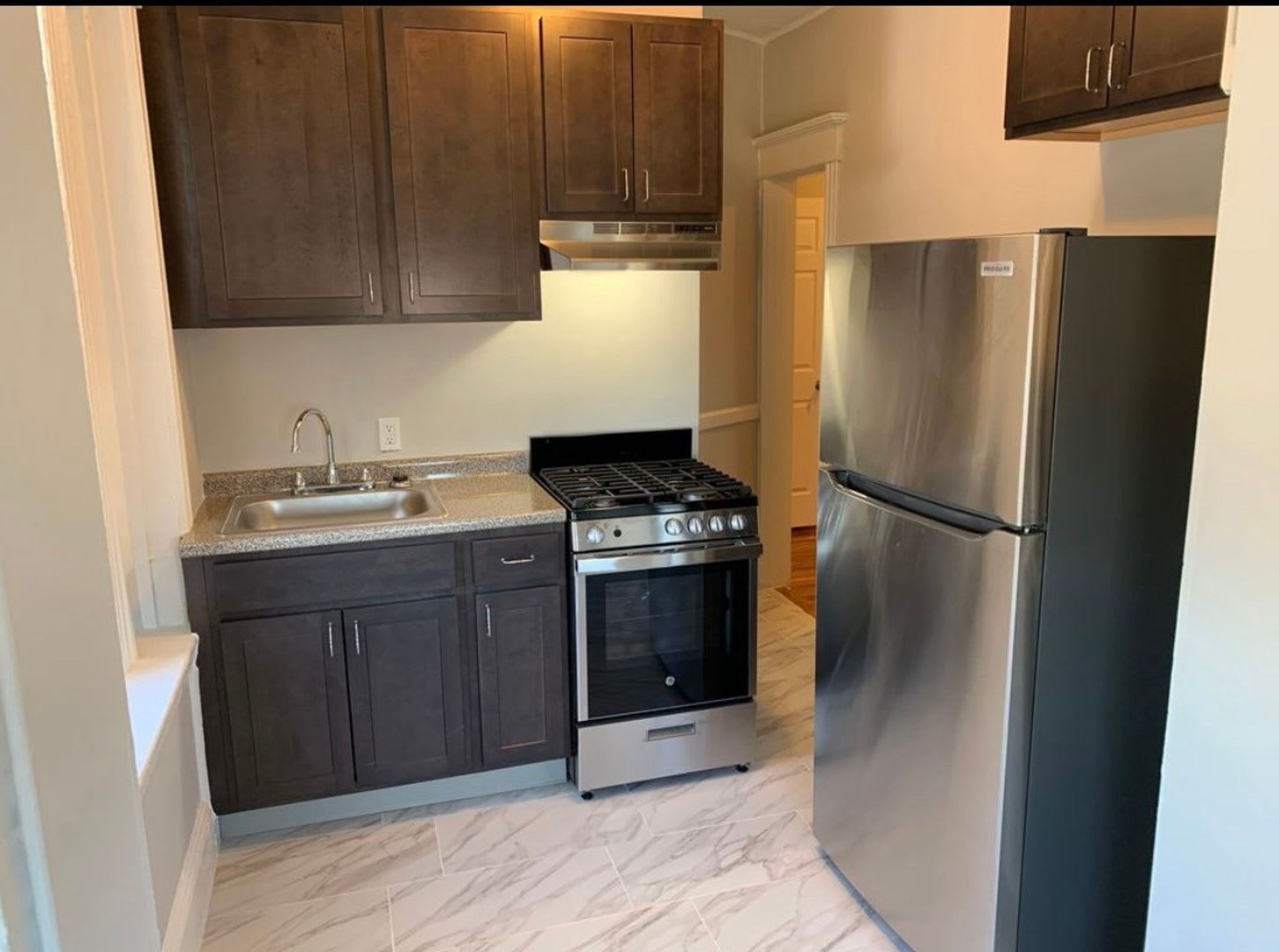 Amazing apartment in Allston – photo 1