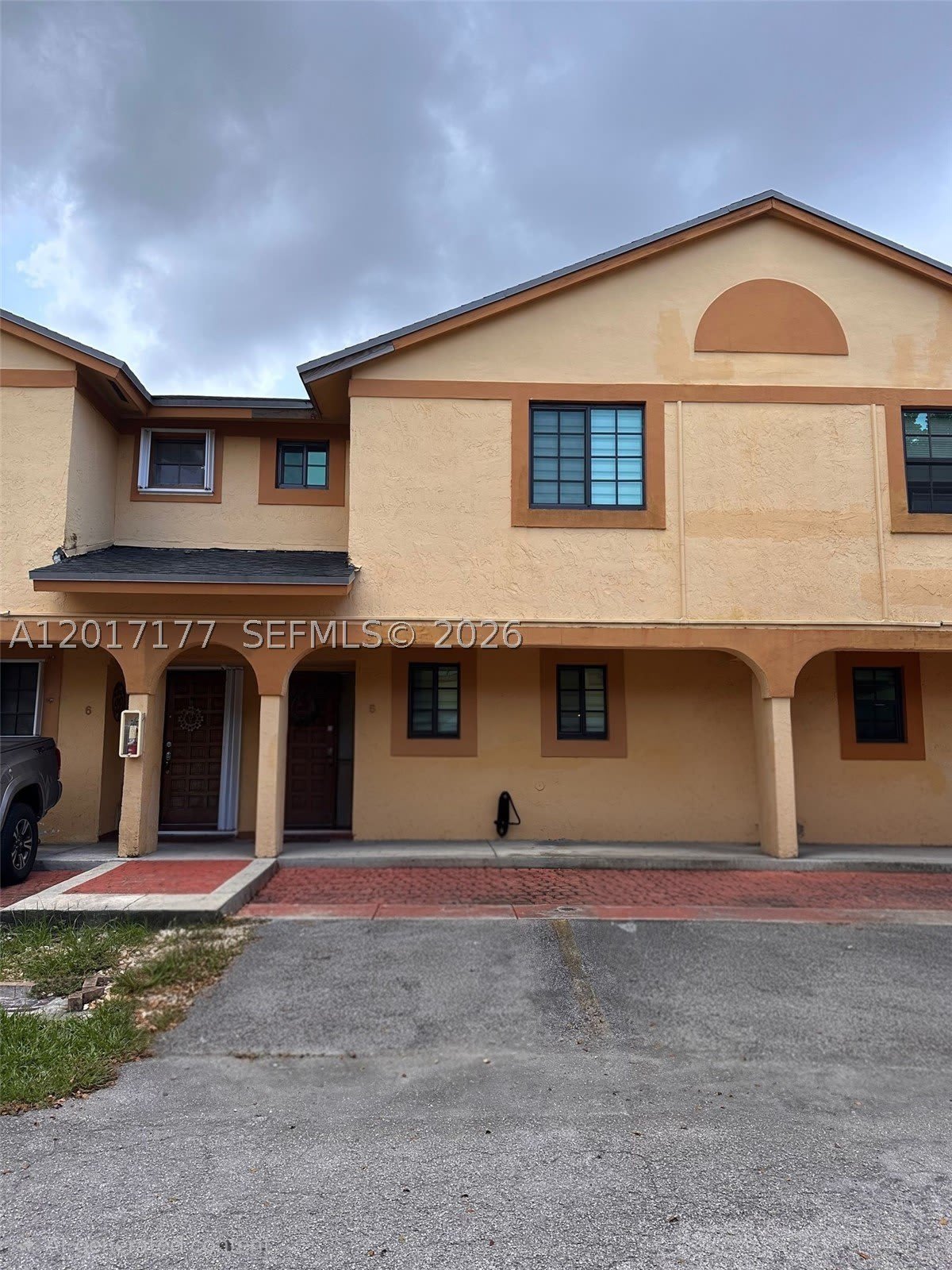 1595 SW 122nd Ave – photo 1 of 11