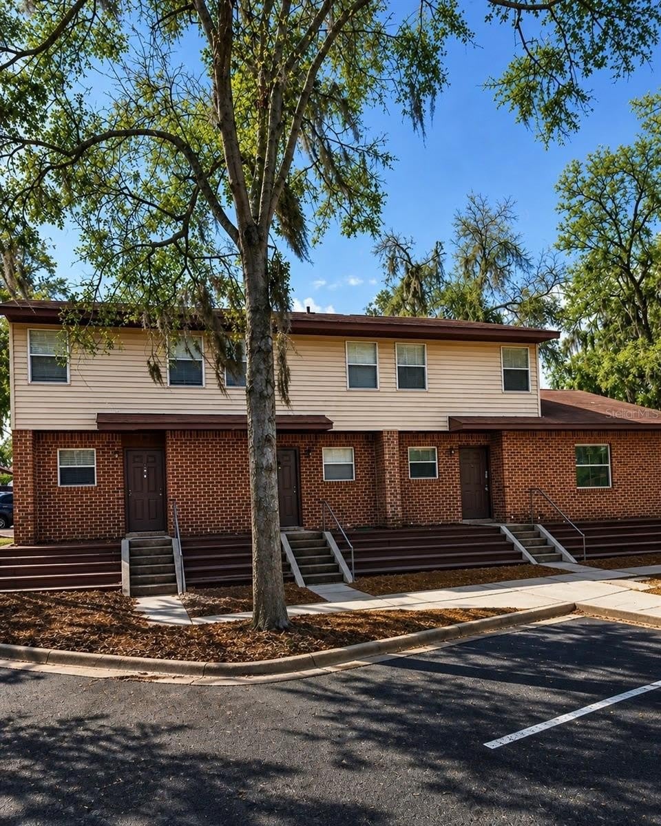 1197-1197 BENTLEY Road – photo 1