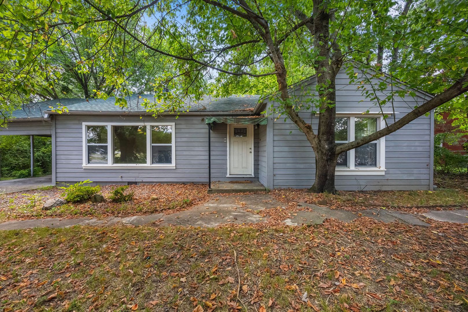 Move-in Ready! 3-Bedroom, 1.5 Bathroom Fayetteville Home on large, secluded lot – photo 1