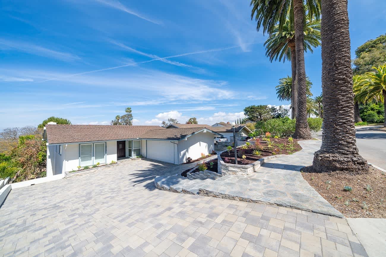 Valmonte 5 bedroom Beauty – photo 1 of 43