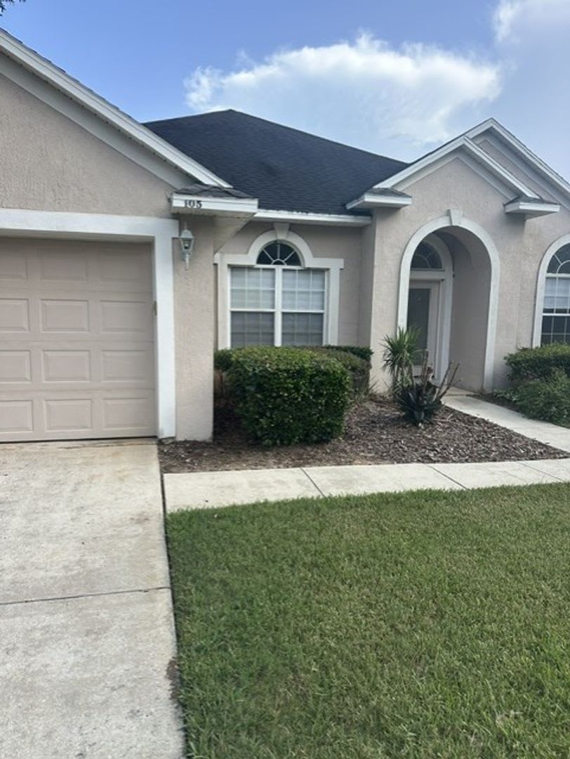 Gated, Exclusive, Splendid and Exquisite Large 3 Bed 2.5 Bath in Ponte Vedra Beach!! – photo 1 of 28
