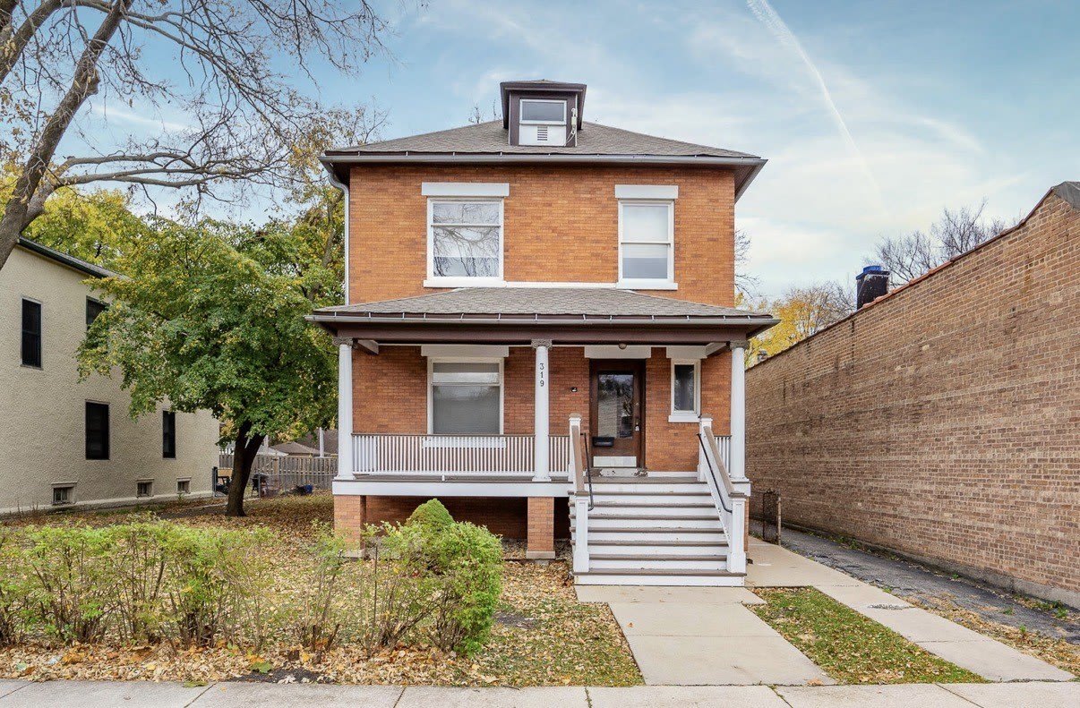 319 Chicago Avenue – photo 1