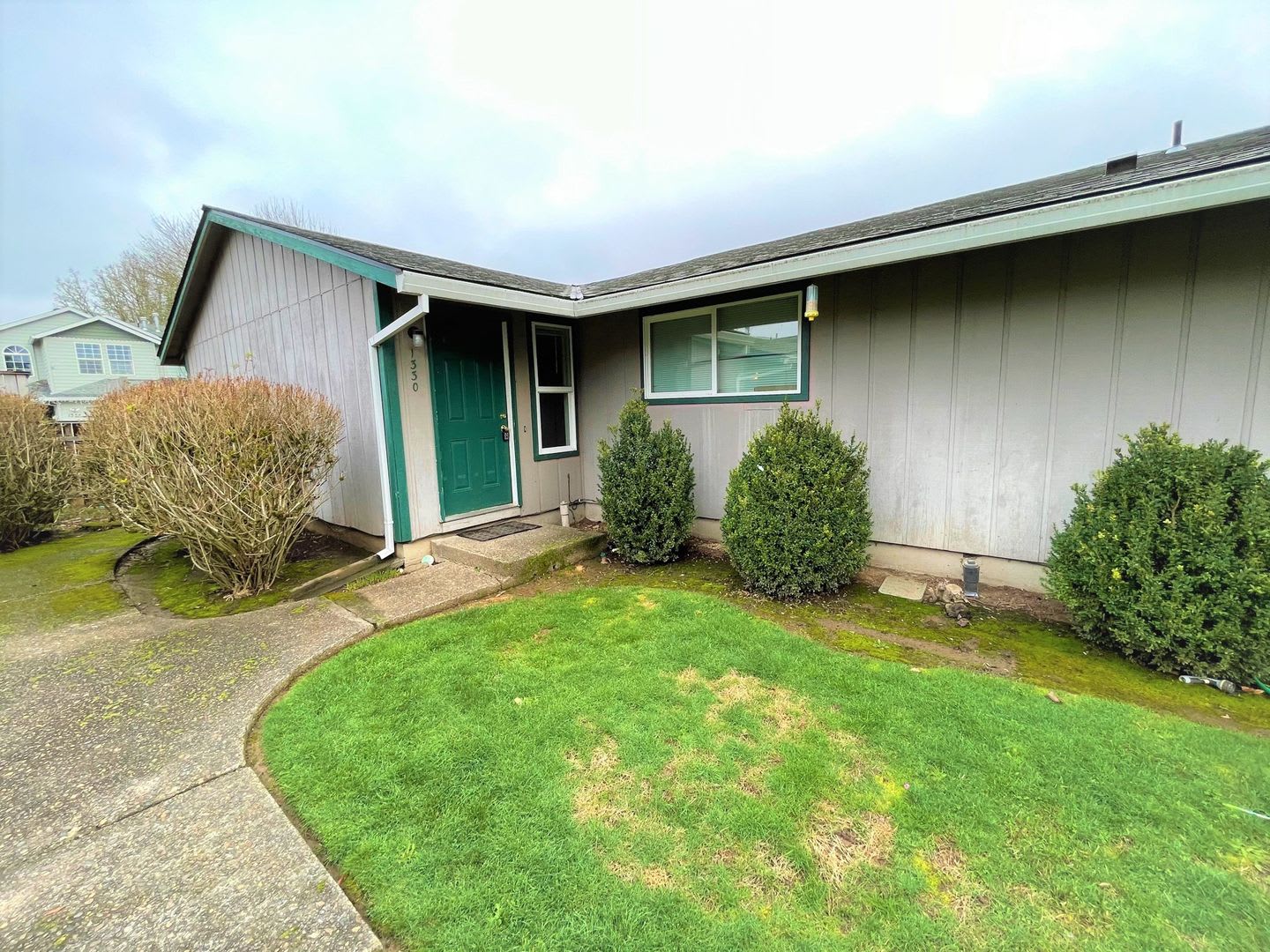 1330 S Ivy Street Charming Updated Duplex With Brand New Carpet – photo 1 of 29