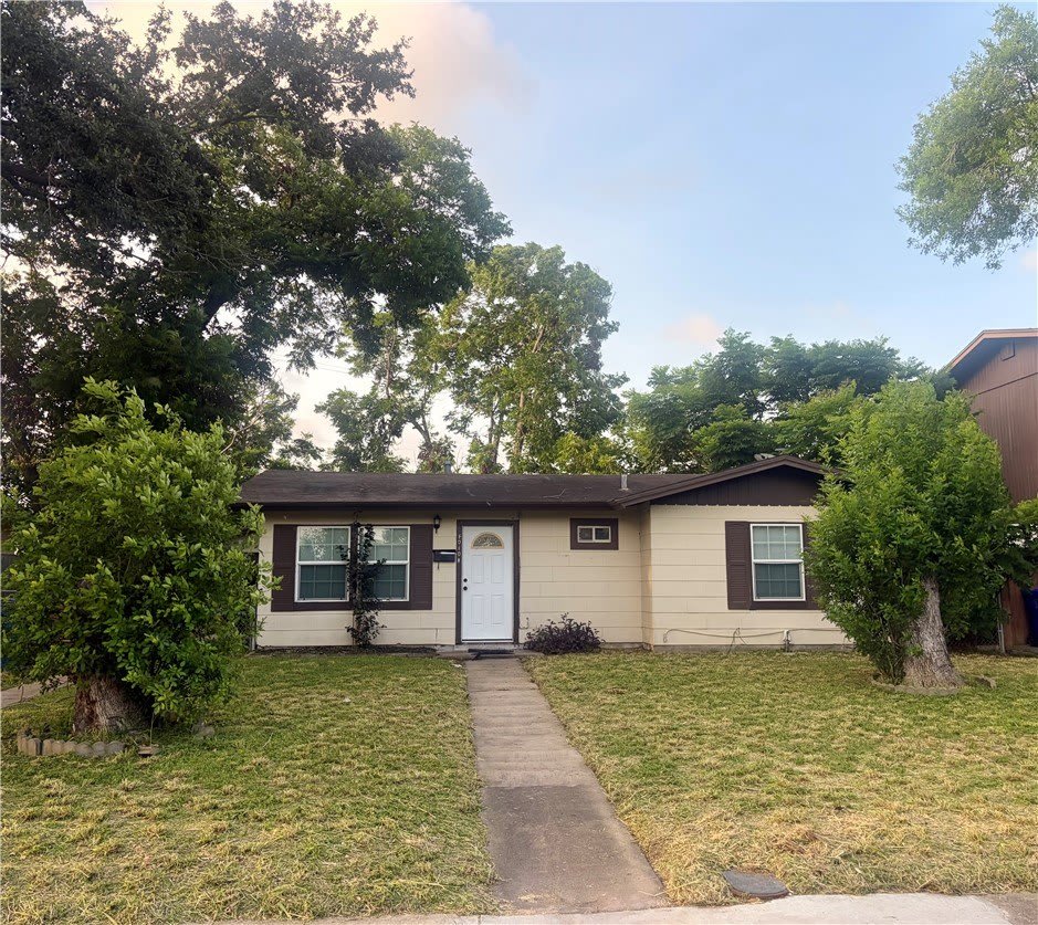 4010 Robinhood Drive – photo 1