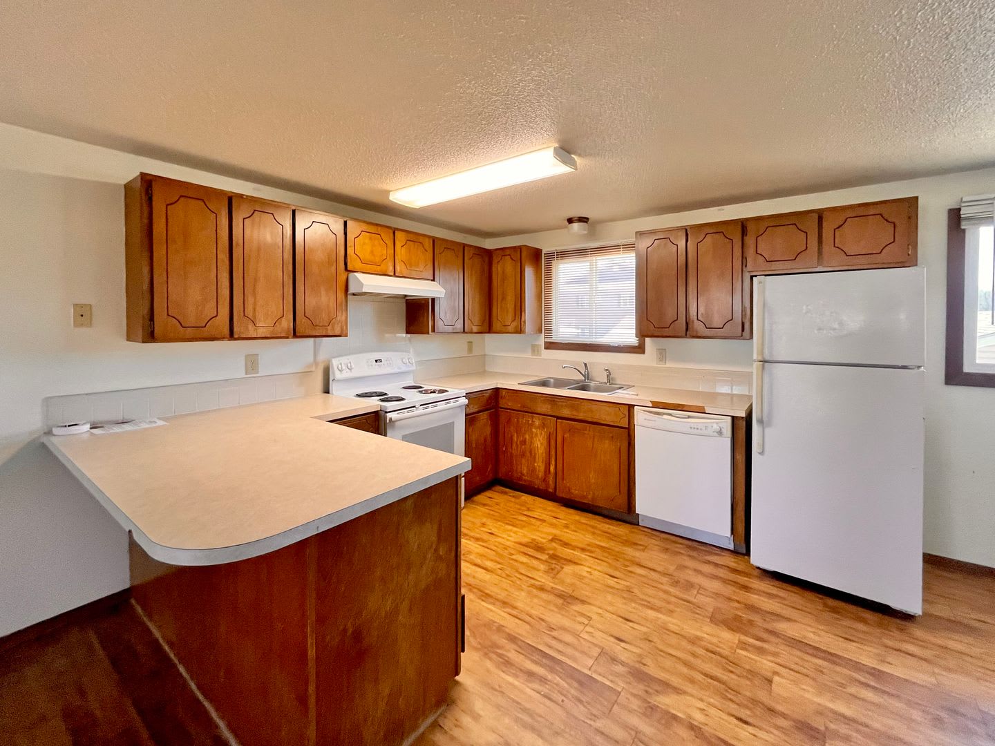 Lovely two Bedroom Apartment in Loveland! – photo 1 of 8