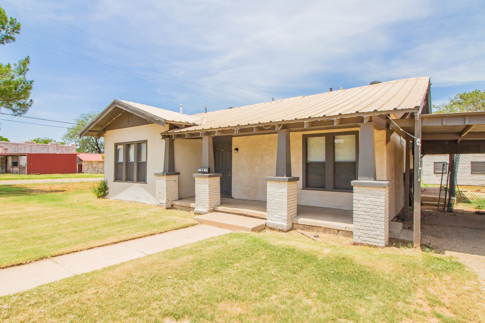 Remodeled 3/2 In Slaton – photo 1