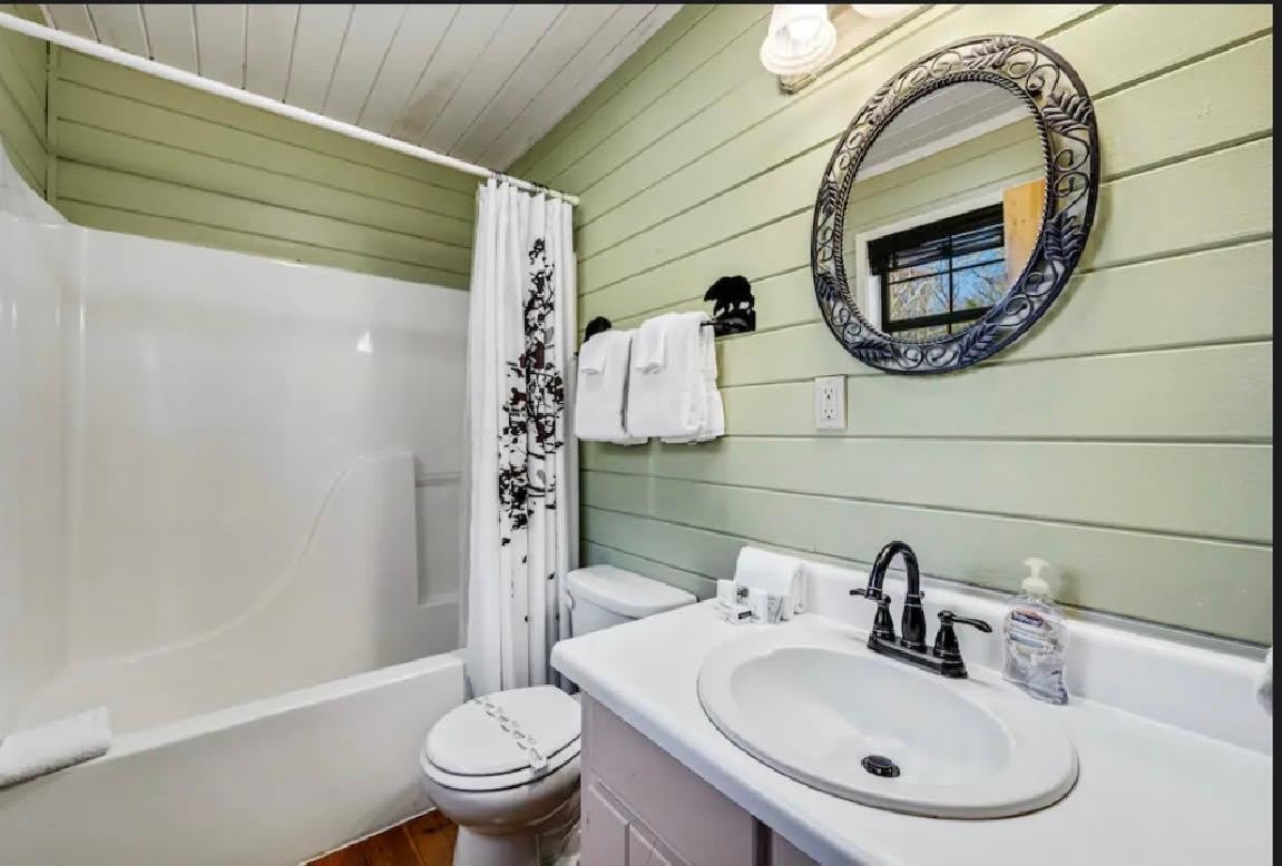 208 Wolf Trace – photo 1 of 29