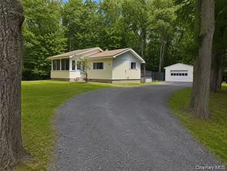 130 Whitlock Road – photo 1