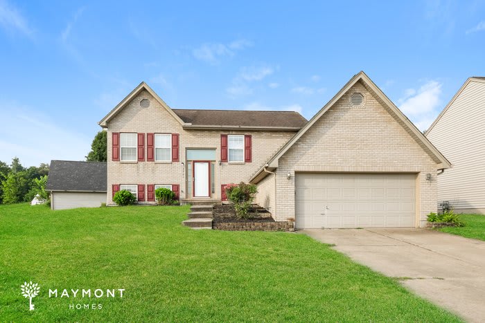 3201 Shallow Creek Circle – photo 1 of 15