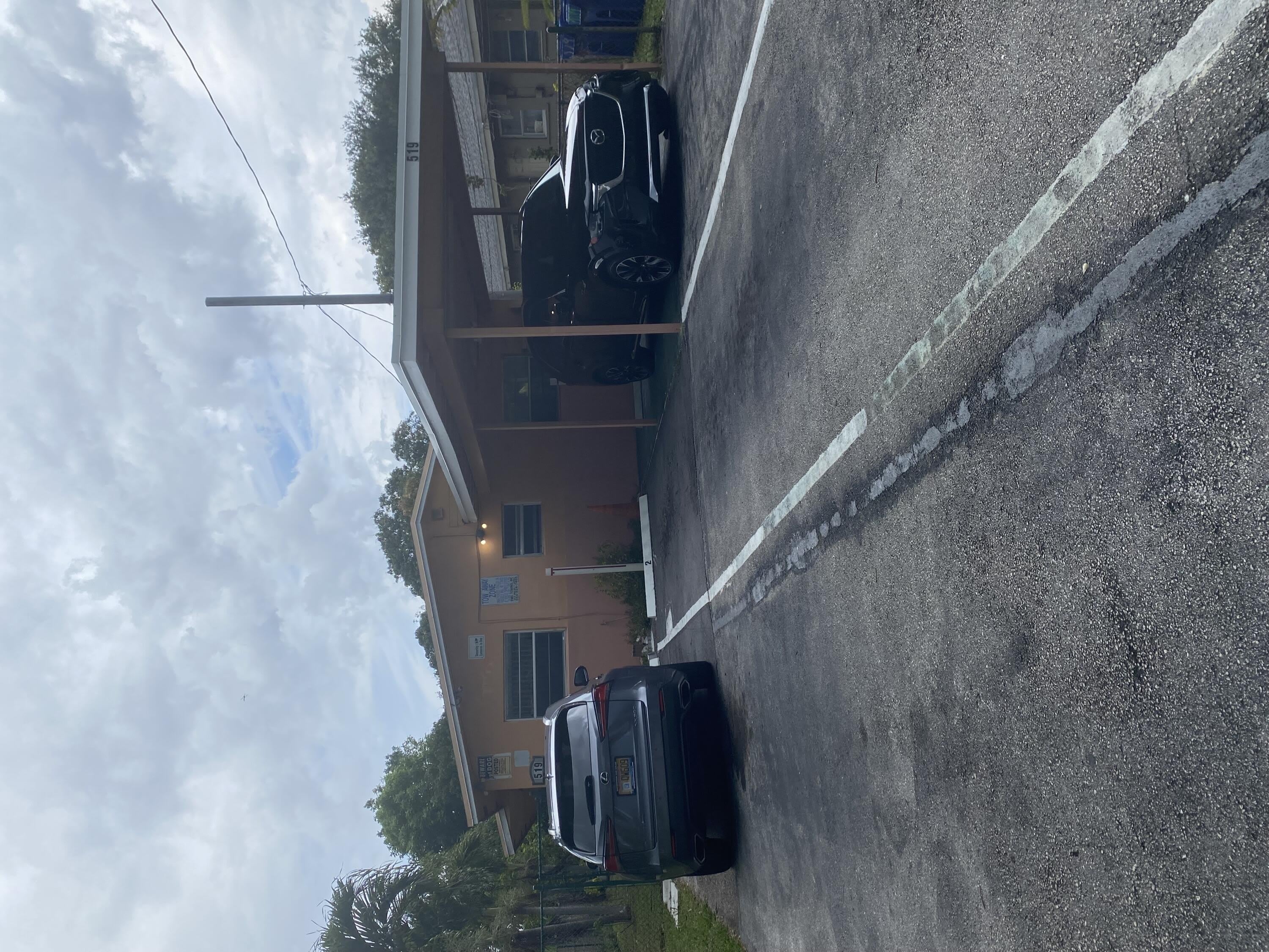 519 NW 21st Terrace – photo 1