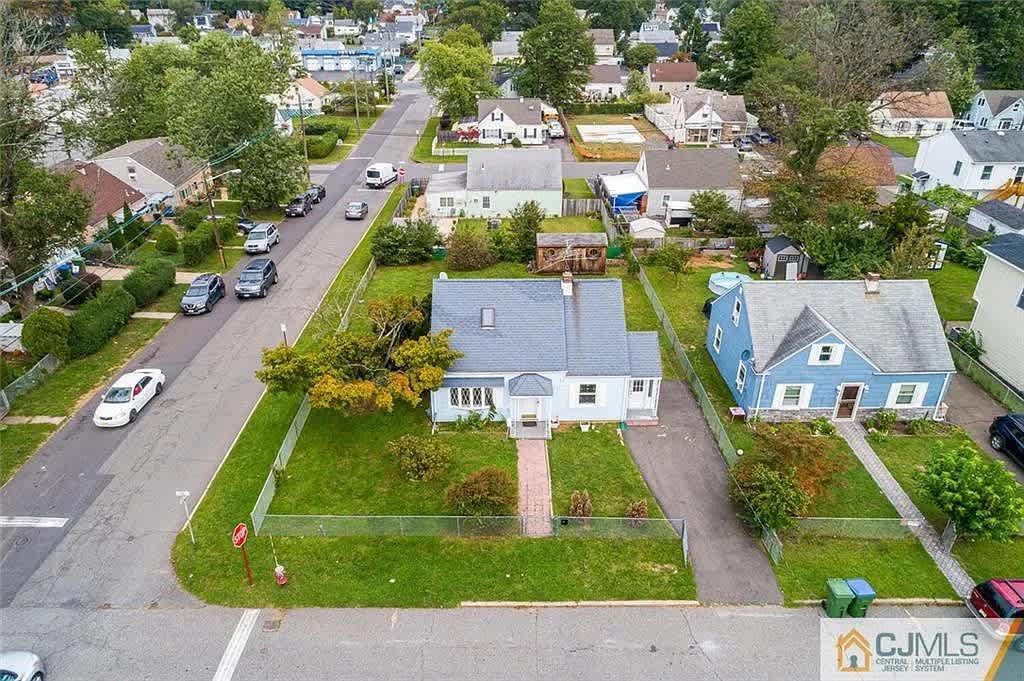 237 Loring Avenue – photo 1