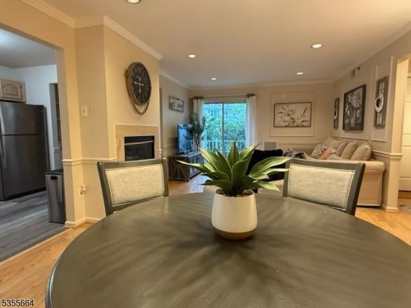 1 Brookside Ln – photo 1 of 22