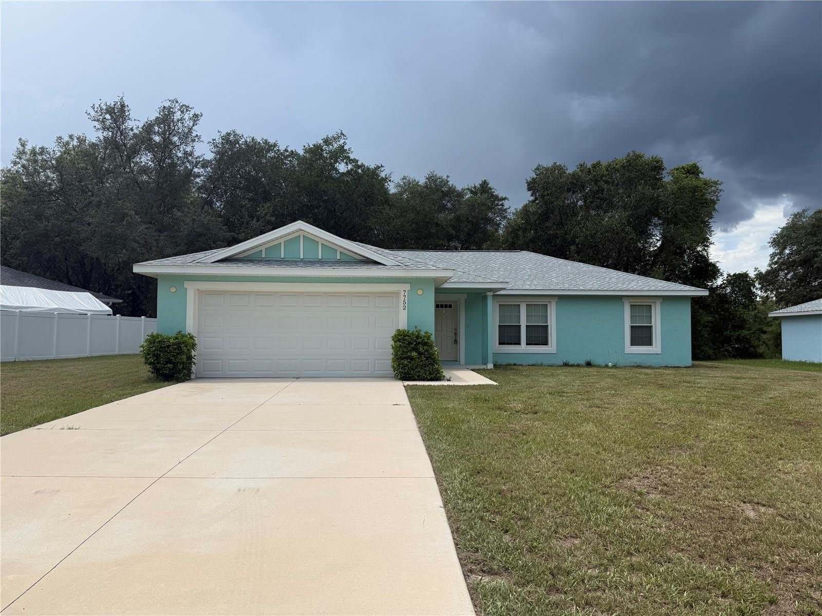 7752 N WALTON Terrace – photo 1